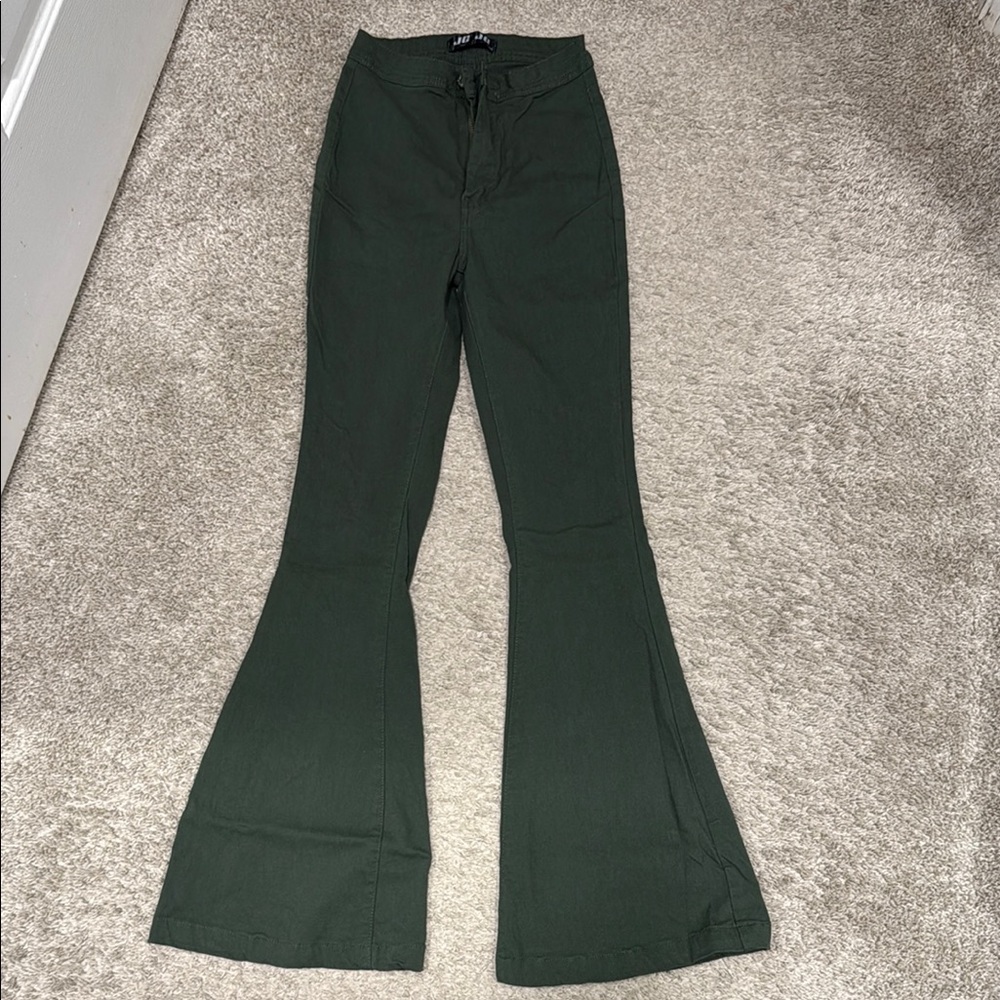 Forest Green Flare Jeans with High Waist and Tailored Fit